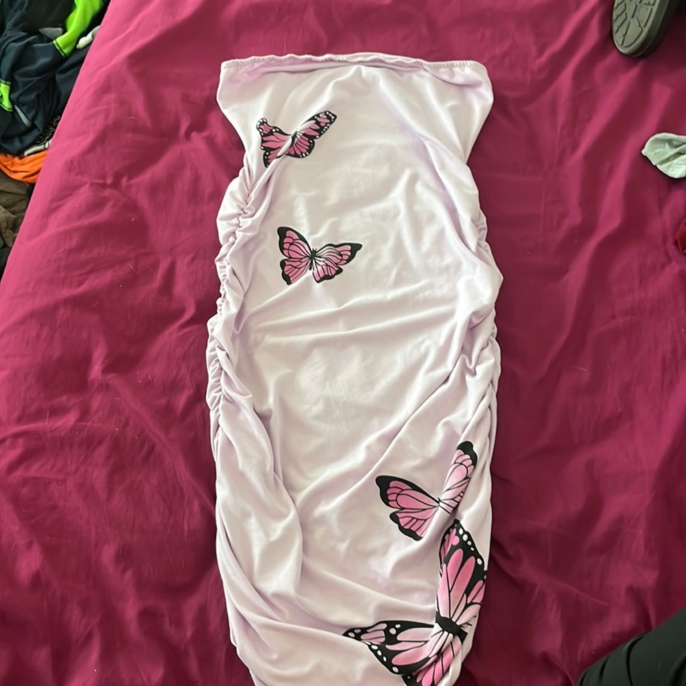 Light purple strapless bodycon dress with pink butterflies